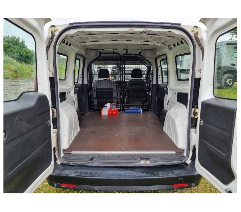 Véhicules commerciaux & utilitaires d'occasion Pont-de-Loup - Photos Vivastreet Fiat Doblo L2 long châssis 8 2017 euro6 1.3jtd 95cv 86727km