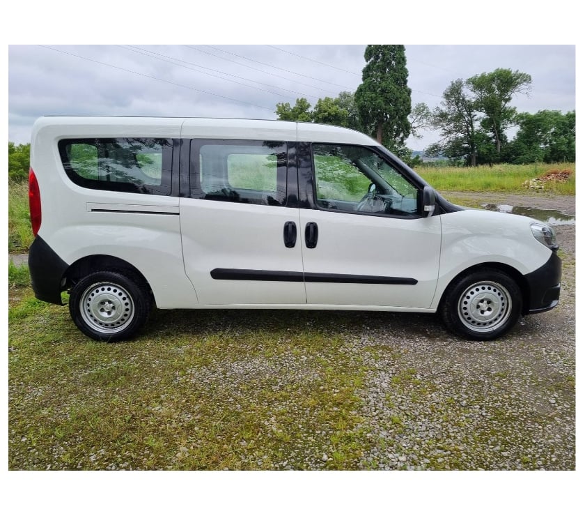 Véhicules commerciaux & utilitaires d'occasion Pont-de-Loup - Photos Vivastreet Fiat Doblo L2 long châssis 8 2017 euro6 1.3jtd 95cv 86727km
