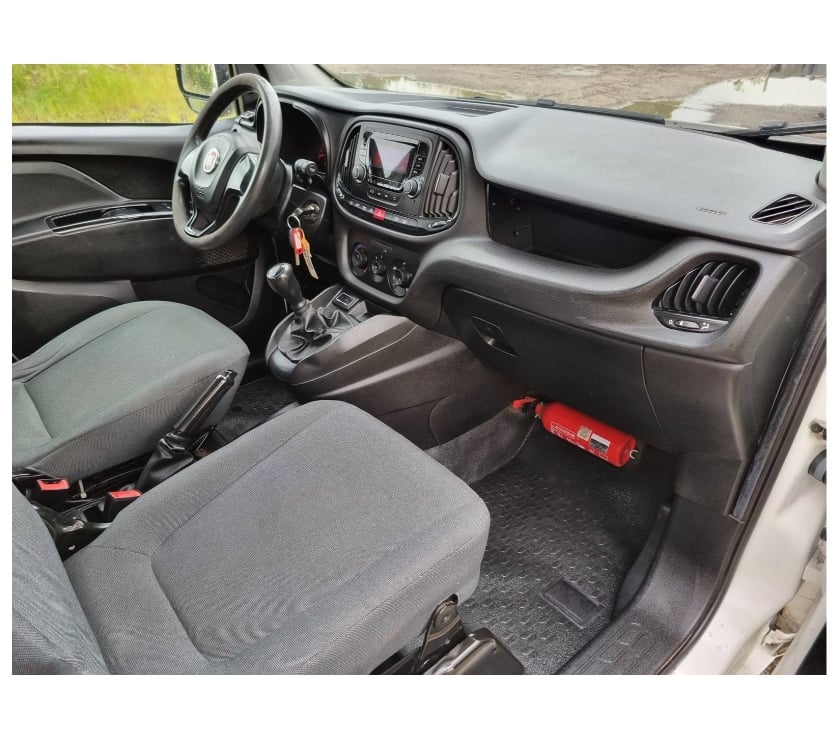 Véhicules commerciaux & utilitaires d'occasion Pont-de-Loup - Photos Vivastreet Fiat Doblo L2 long châssis 8 2017 euro6 1.3jtd 95cv 86727km