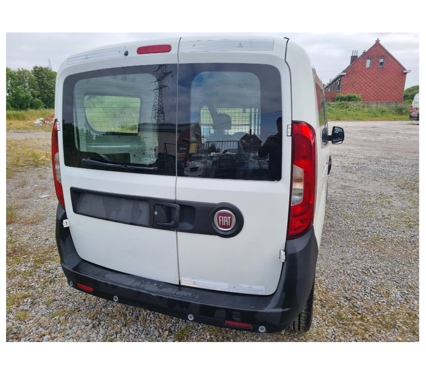 Véhicules commerciaux & utilitaires d'occasion Pont-de-Loup - Photos Vivastreet Fiat Doblo L2 long châssis 7 2017 Euro6 1.3jtd 95cv 98590KM