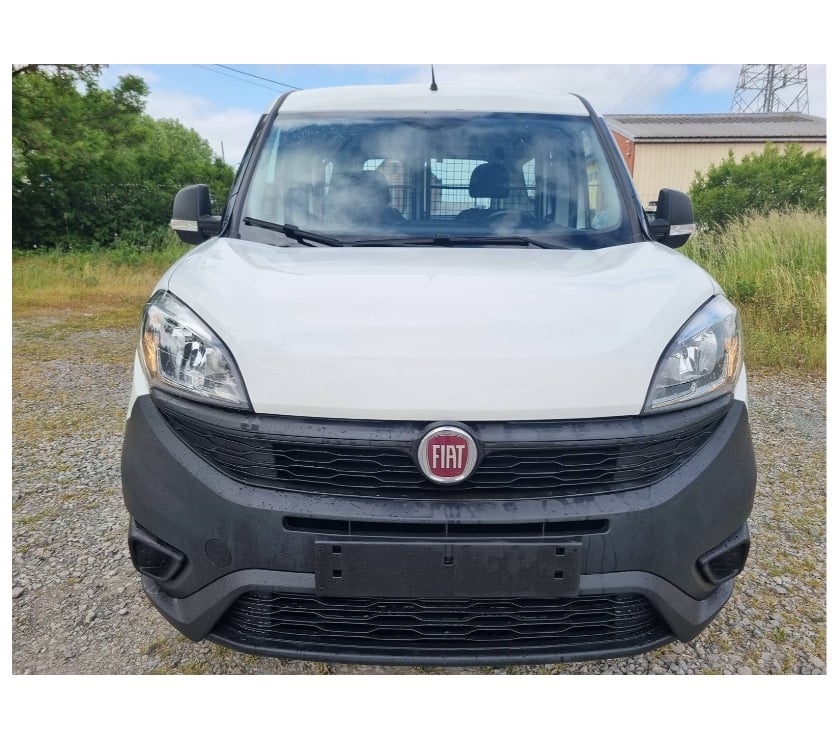 Véhicules commerciaux & utilitaires d'occasion Pont-de-Loup - Photos Vivastreet Fiat Doblo L2 long châssis 7 2017 Euro6 1.3jtd 95cv 98590KM