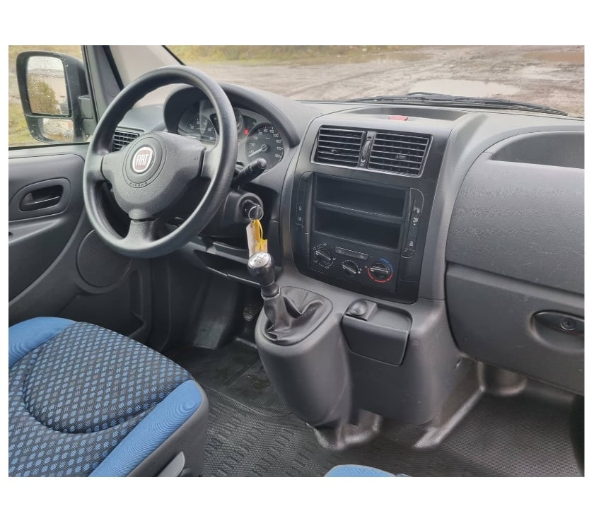 Véhicules commerciaux & utilitaires d'occasion Pont-de-Loup - Photos Vivastreet Fiat Scudo L1H1 12 2015 82000km 1.6hdi 90cv 66kw euro5