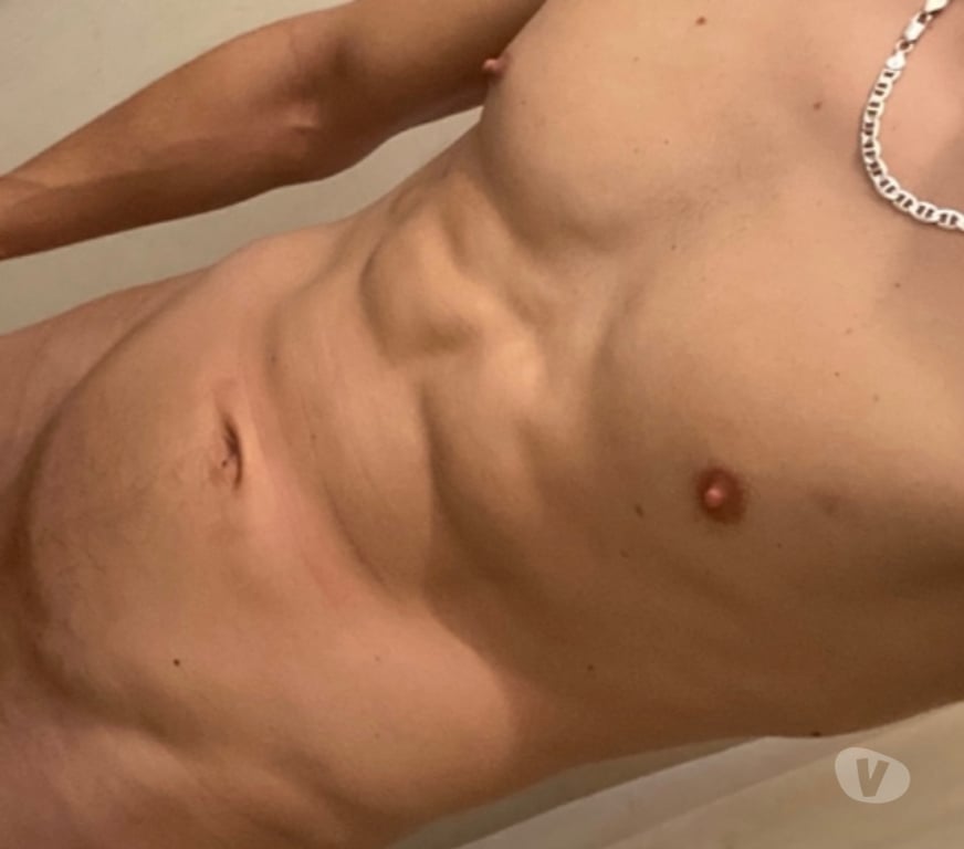 exhib Bruxelles (Brussels) Bruxelles-Centrum - Photos Vivastreet Jh cherche à baiser avec femme ou couple