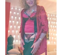 Belle trav trans sexy feminine passive recoit