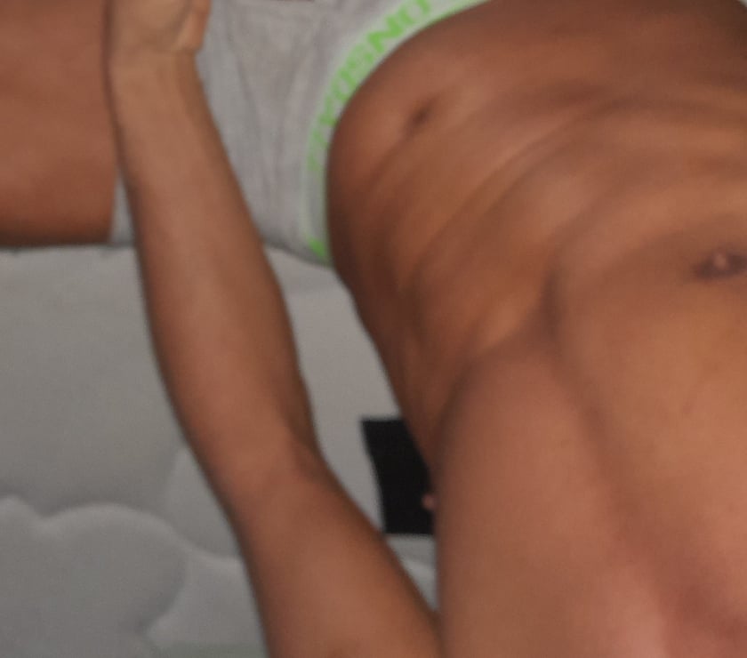 Rencontre adulte - Photos Vivastreet Suivant vos envies les plus fous pour femmes couples.