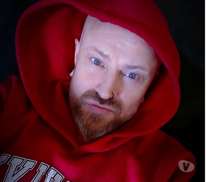 Escort boy Beez Namur - Photos Vivastreet Masseur erotique homme pour homme