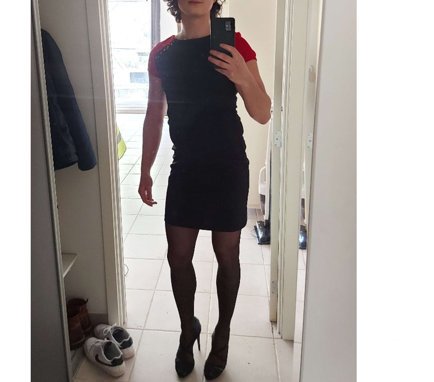 Gay Evere - Photos Vivastreet Soumis bi 30 ans ch Maître domi à Bxl