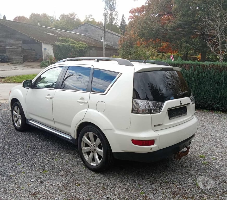 Voiture à vendre Gembes - Photos Vivastreet Mitsubishi outlander