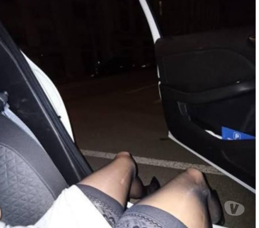 exhib Mons Ghlin - Photos Vivastreet Exhibe sur parkings le soir