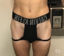 Qui vient mettre sa bite dans ma bouche ?