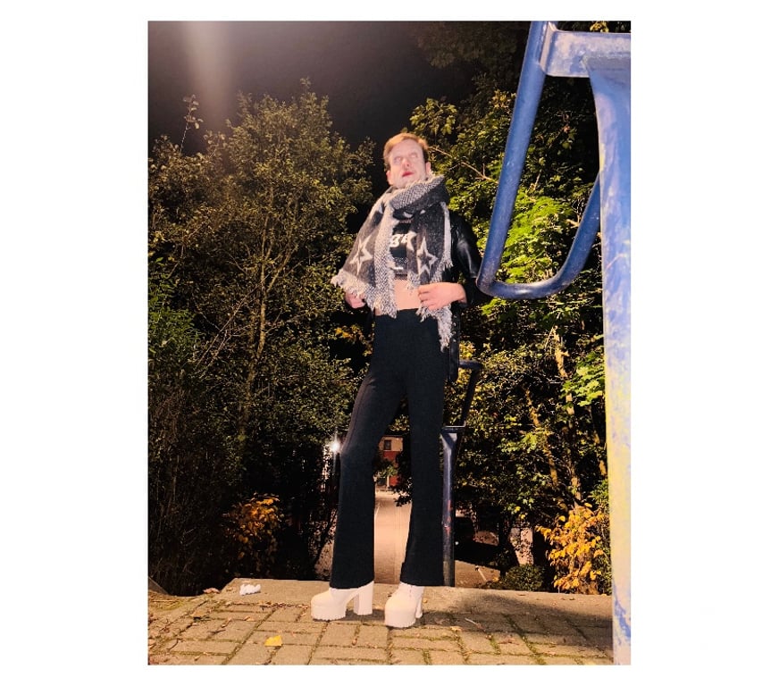 Gay Pont-à-Celles - Photos Vivastreet Travesti passif dispos la nuit d’Halloween