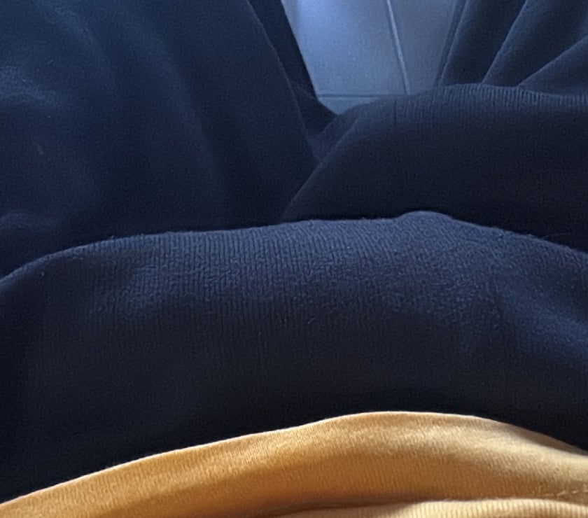 Gay Morlanwelz-Centrum Morlanwelz - Photos Vivastreet Bonne journée en jogging devant un film’x