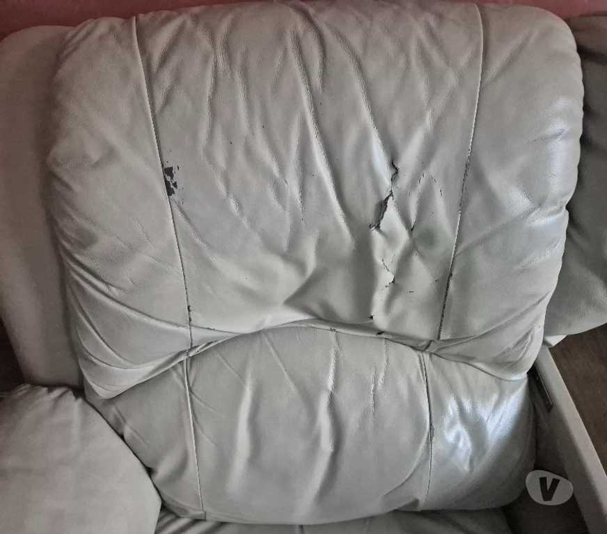 Meubles & Décoration Bruxelles (Brussels) Bruxelles-Centrum - Photos Vivastreet Canapé relax cuir 3+1+1 € 150,00