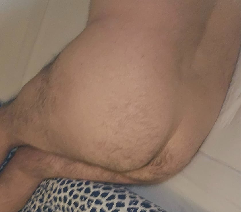 H de 55 ans désire etre sodomisé a fond.