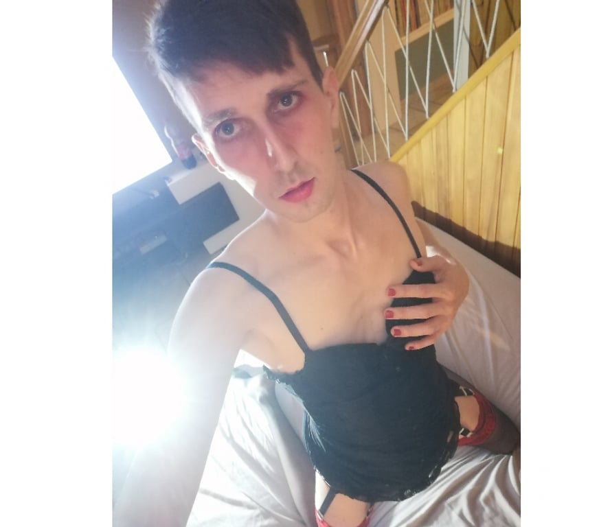 Gay Charleroi Charleroi-Centrum - Photos Vivastreet Venez m'utiliser!