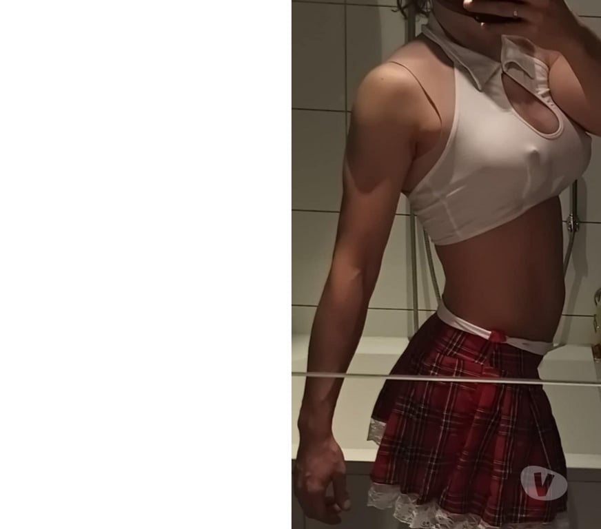 Gay Charleroi Charleroi-Centrum - Photos Vivastreet jeune trav sexy cherche maître sachant recevoir