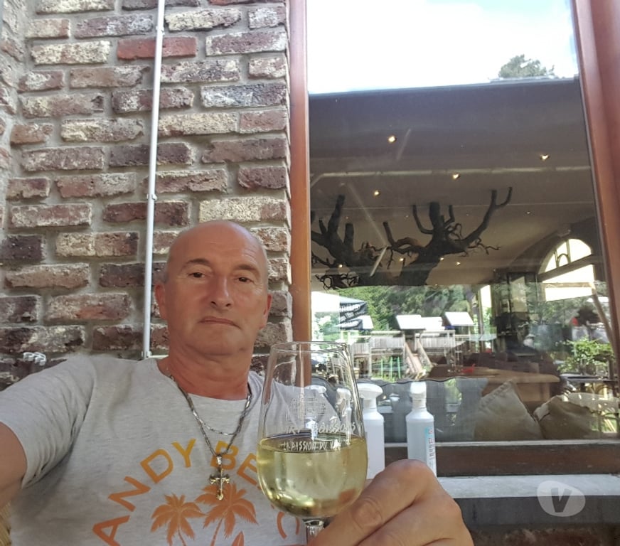 Hommes > Femmes Oupeye Haccourt - Photos Vivastreet Pourquoi.essayéune amitié durable