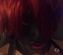 Latex travesti blowjob