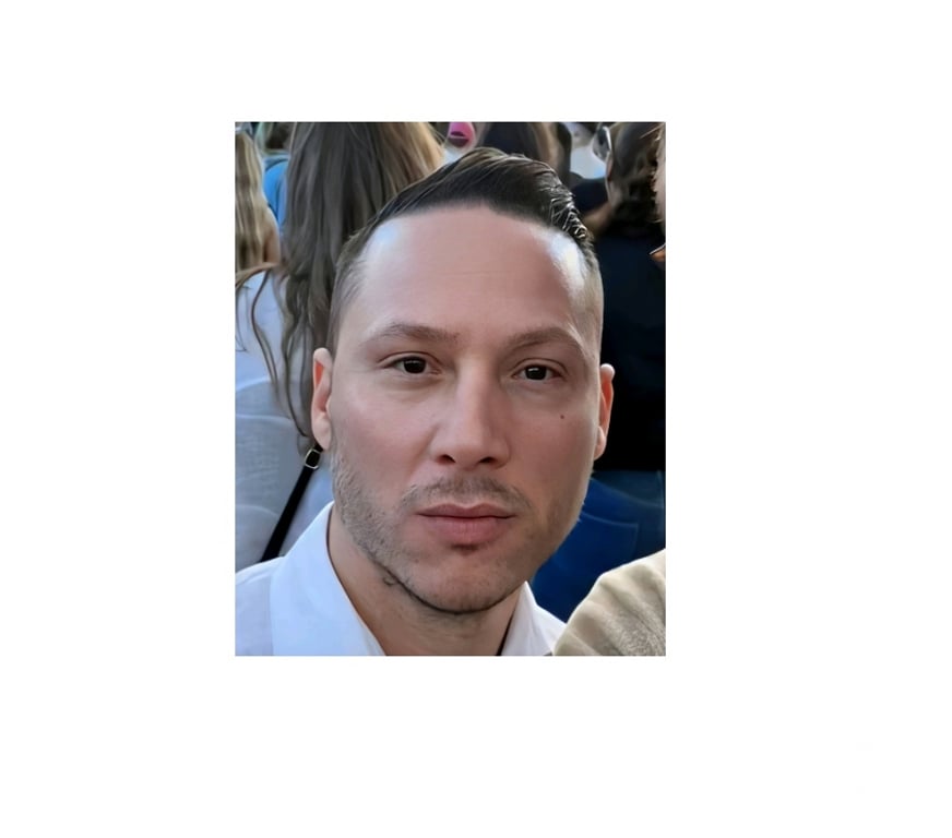 exhib Liège Liège-Centrum - Photos Vivastreet JH BI CHERCHE COUPLE HF POUR MOMENT AGRÉABLE