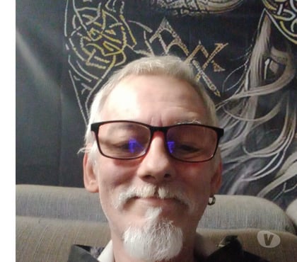 Gay - Photos Vivastreet Cherche trans ou shemal .