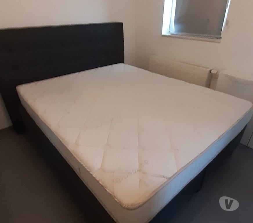 Meubles & Décoration Fontaine-l'Evêque Forchies-la-Marche - Photos Vivastreet Lit box nouveau