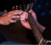 Cours de guitare acoustique et theorie de la musique