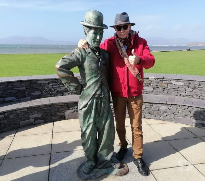 exhib Namur Bouge - Photos Vivastreet Depuis le temps que je cherche une dame mince élégante