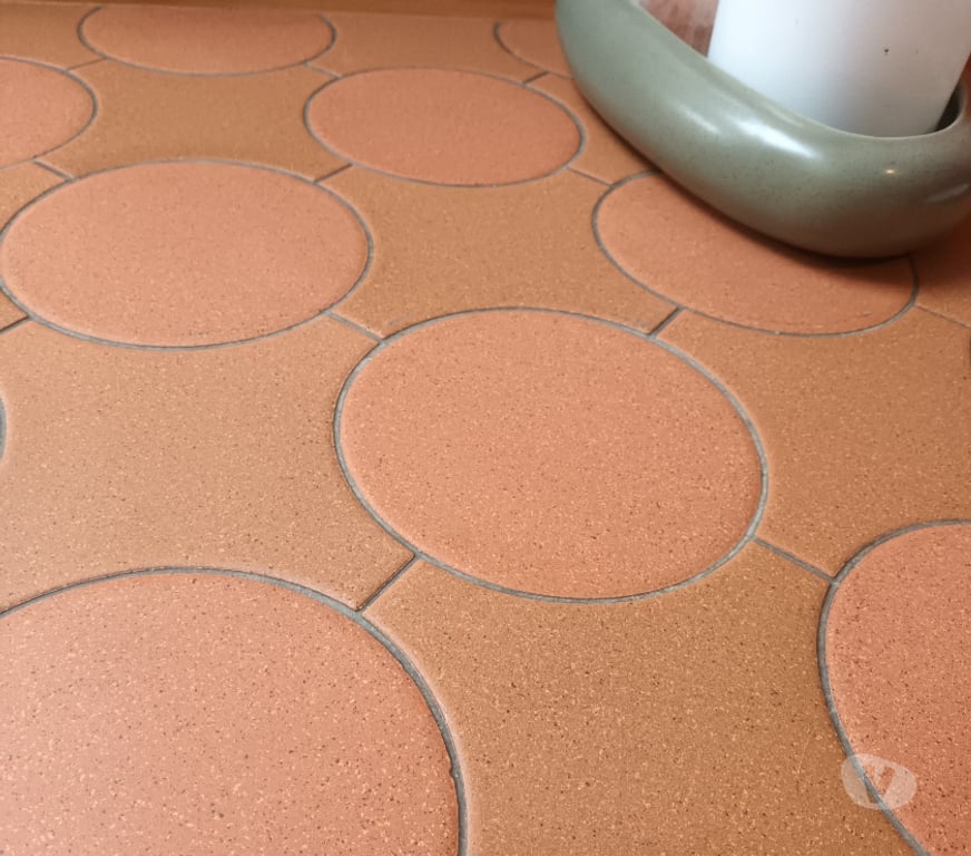 Meubles & Décoration Tournai Tournai-Centrum - Photos Vivastreet Belle table basse vintage en bois et carrelage