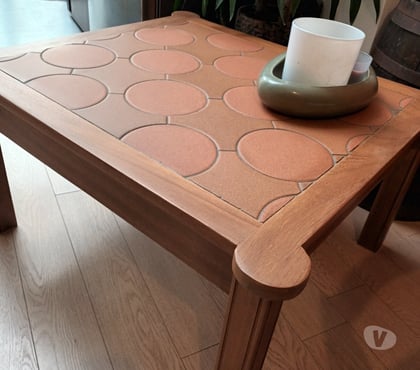 Meubles & Décoration Tournai-Centrum Tournai - Photos Vivastreet Belle table basse vintage en bois et carrelage