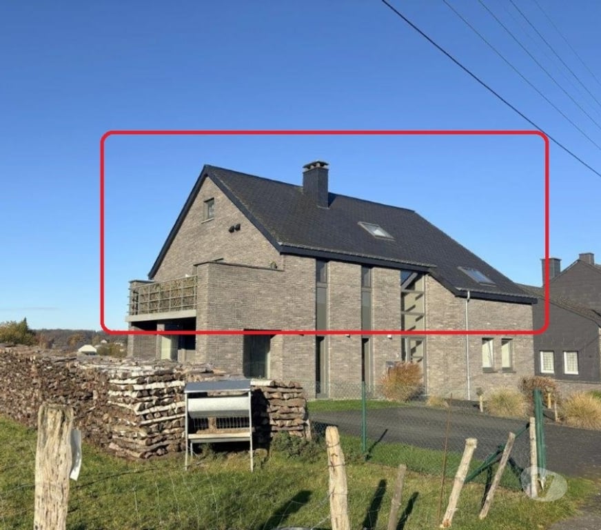 Location appartement Bertrix - Photos Vivastreet Jéhonville : appartement, 2ch, 2sdb, à louer.