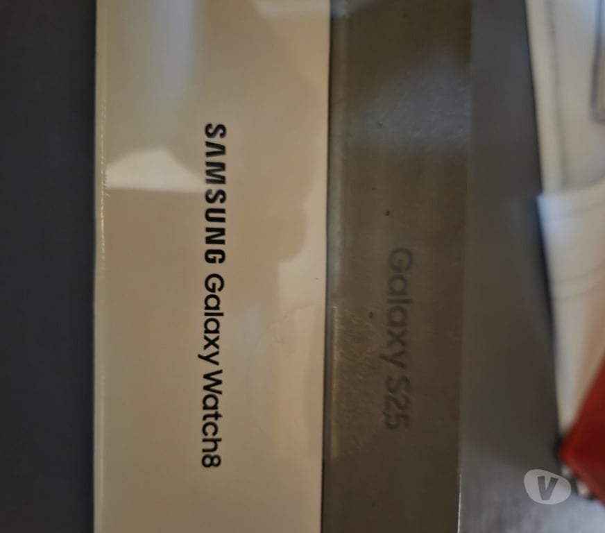Téléphonie Arville - Photos Vivastreet samsung s25 et galaxy watch8 neuf et emballe a vendre