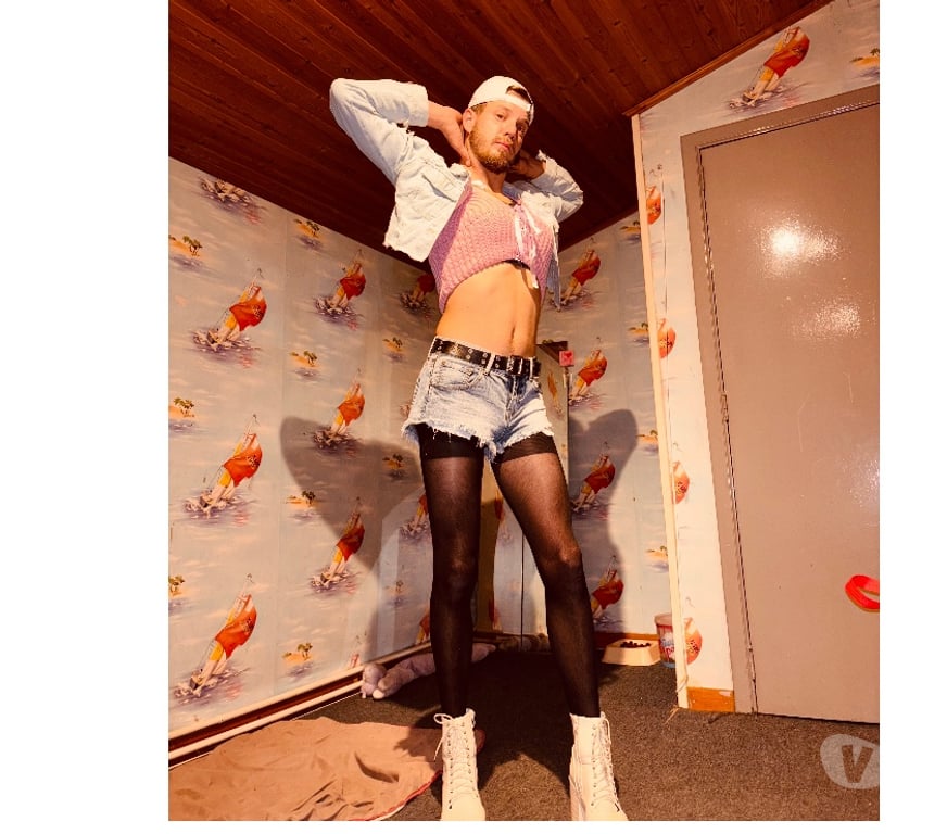 Gay Charleroi Charleroi-Centrum - Photos Vivastreet Travesti chaud comme la braise