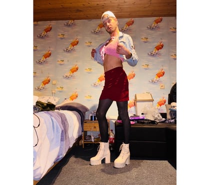 Gay Charleroi-Centrum Charleroi - Photos Vivastreet Travesti chaud comme la braise