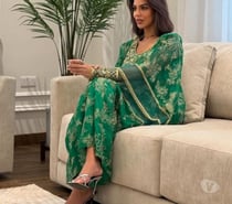 Femme arabe ou caucasienne pour gentleman black