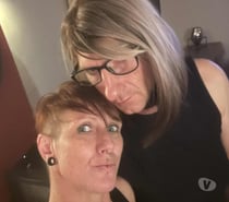 Couple Hétéro , homme bi travesti