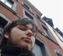 Cherche femme dominante