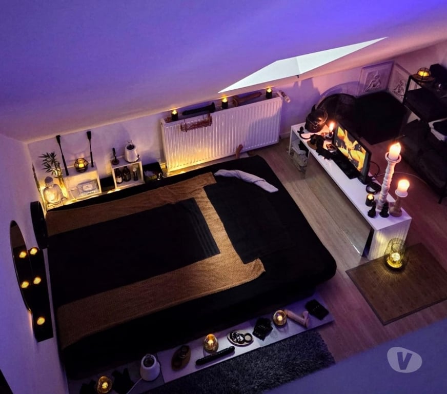 Gay Escorts Namur Beez - Photos Vivastreet Masseur tantra uniquement pour homme.