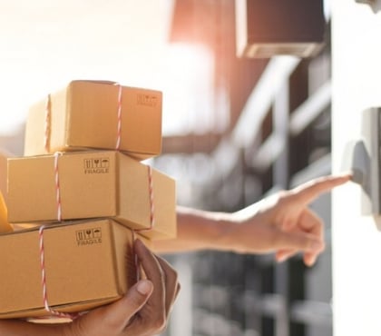 Rencontre libertine Bruxelles-Centrum Bruxelles (Brussels) - Photos Vivastreet Quand un Livreur pervers sonne à votre porte