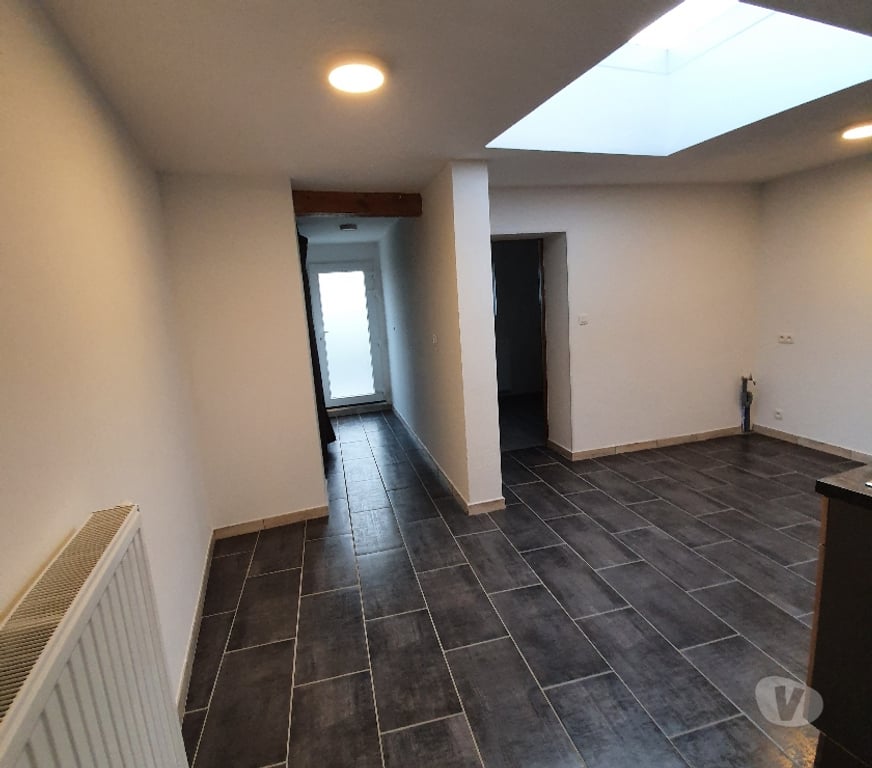 Annonce maison Mons Nimy - Photos Vivastreet 🏡 Maison familiale 3 façades rénovée à Nimy