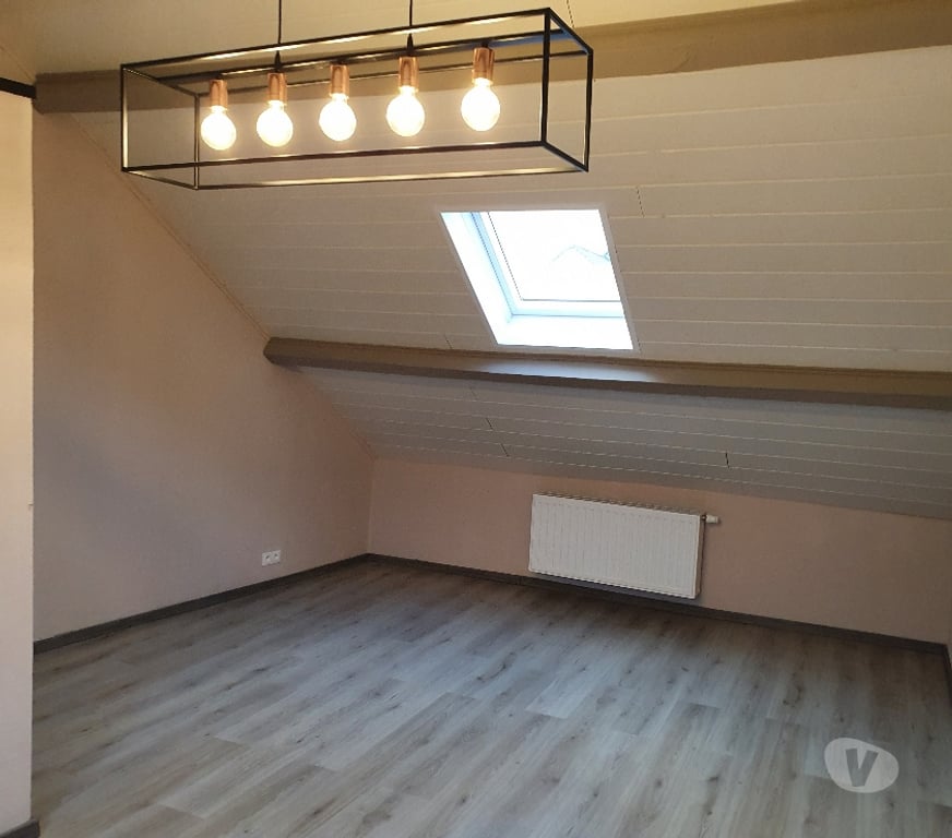 Annonce maison Mons Nimy - Photos Vivastreet 🏡 Maison familiale 3 façades rénovée à Nimy