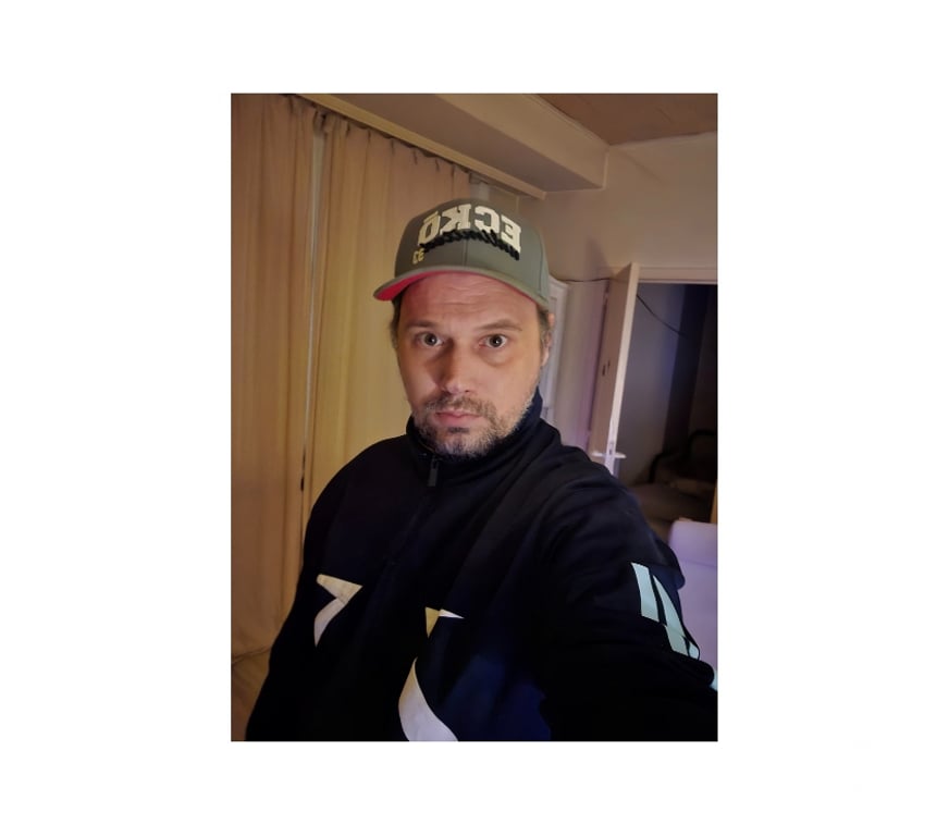 exhib Forest - Photos Vivastreet On fait connaissance après on verra