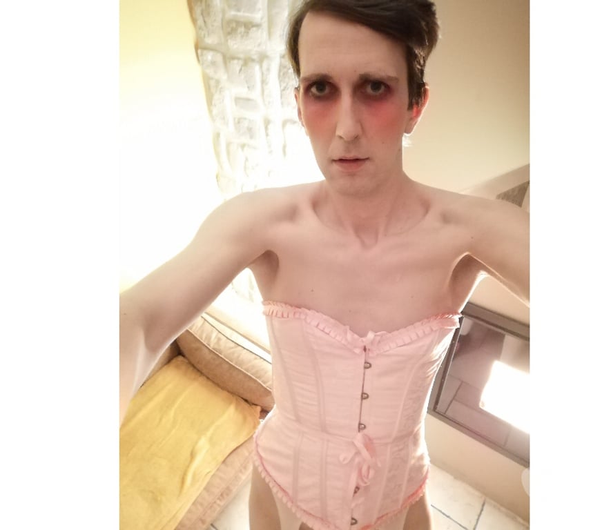 Gay Charleroi Charleroi-Centrum - Photos Vivastreet Utilisez-moi ce week-end!