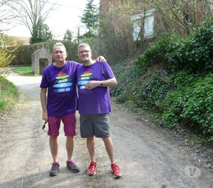 Rencontre gay - Photos Vivastreet regardons emsemble mon soumis et fesons nous du bien