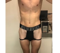 Qui vient mettre sa bite dans ma bouche ?