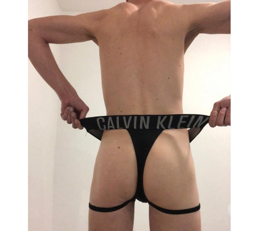 Gay Charleroi Monceau-sur-Sambre - Photos Vivastreet Beau jeune homme bisexuel