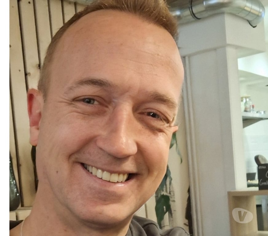 Escort Tournai Tournai-Centrum - Photos Vivastreet Jh reçois hommes coquins