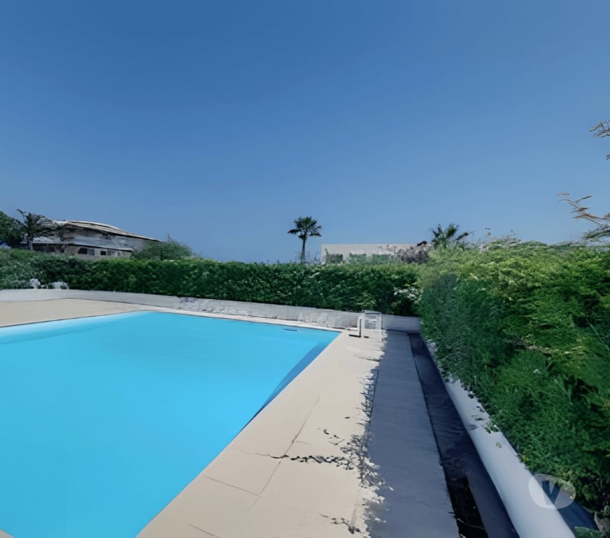 Appartement a vendre France - Photos Vivastreet A vendre lumineux et confortable rez-de-jardin - ANTIBES