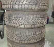 4 roues acier montée pneus neige Firestone HAWK 3 185 65R15
