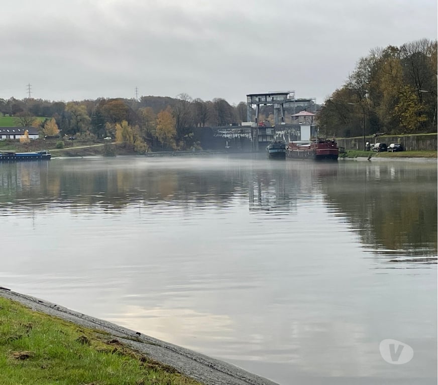 Gay Tubize - Photos Vivastreet RAVEL... HALLAGE???