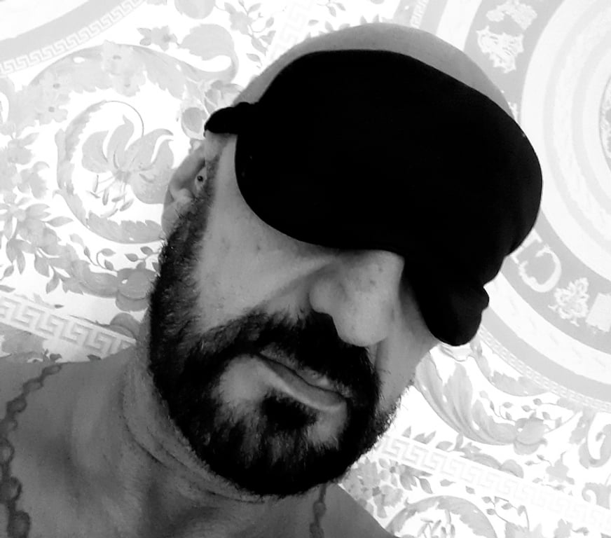 Gay Charleroi Mont-sur-Marchienne - Photos Vivastreet Vide couilles reçois à 4pattes yeux bander